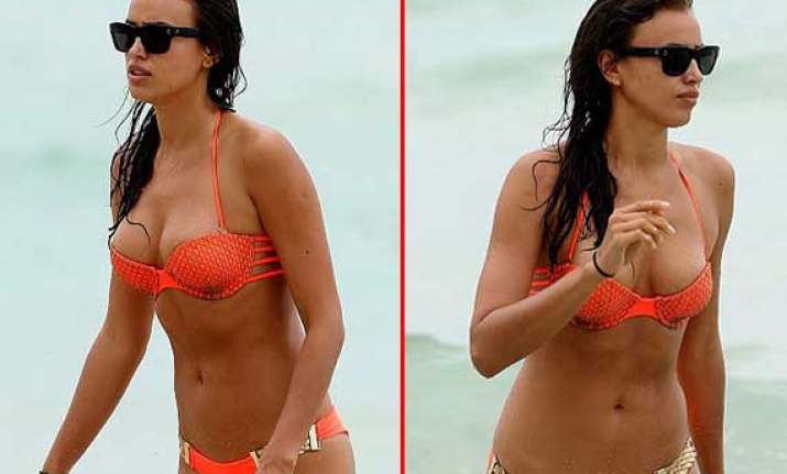 irina shayk flaunts her curves on miami beach view pics