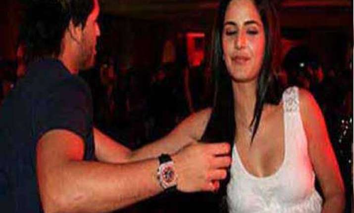 katrina siddharth s shocking pic leaked view pics