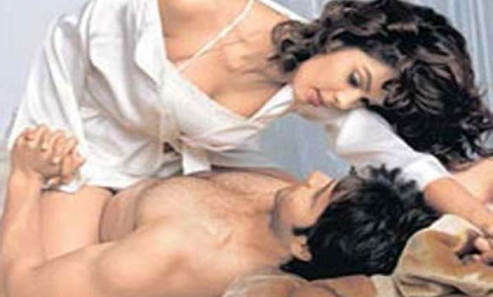 photoshoot broke the ice says jacqueline about emraan