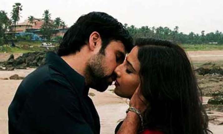 serial kisser emraan liplocks vidya balan