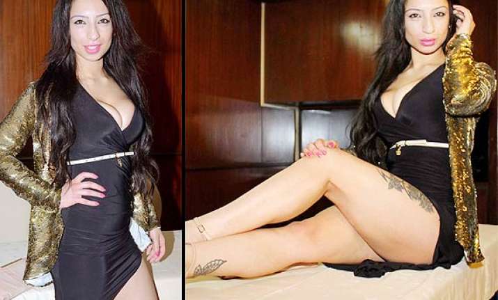 not sherlyn chopra shanti dynamite is the first indian