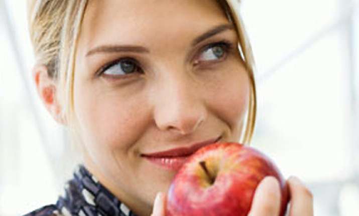 apple a day helps stave off heart diseases study