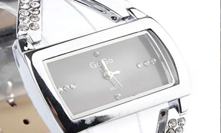 are wrist watches going out of fashion