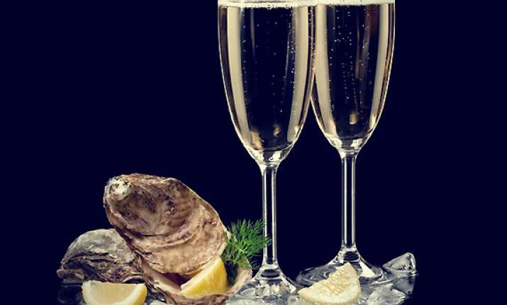 chilean wine and sea food in indian market see pics