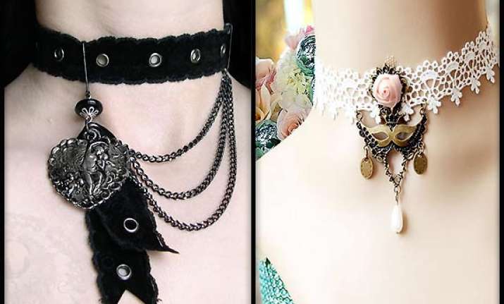 chokers make a stylish comeback see pics