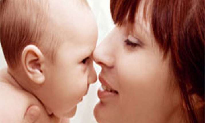 delaying childbirth lowers breast cancer risk