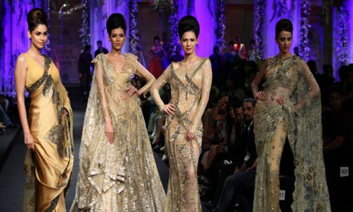 dupattas are on way out shantanu nikhil
