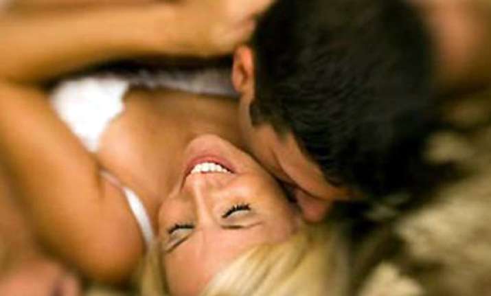 are men attracted more towards fertile girls. find out why