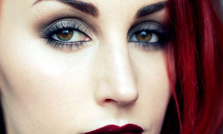 get stunning smokey eyes