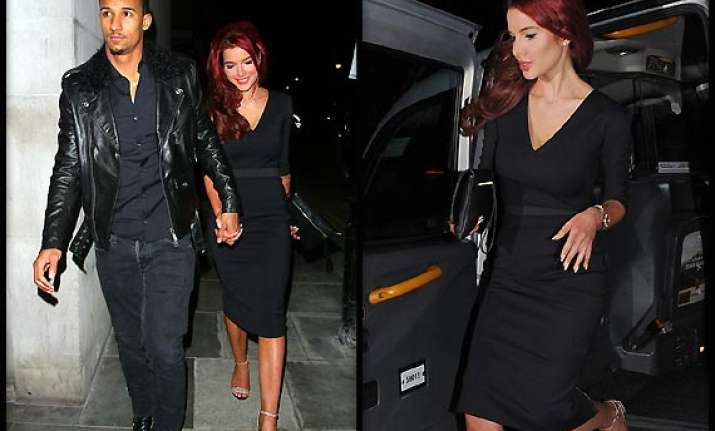 helen flanagan opts for lbd for date