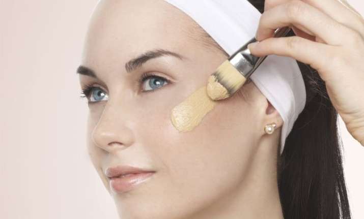 best ways to apply foundation flawlessly