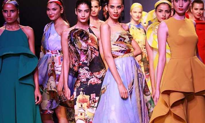 wifw 2014 gauri nainika pay tribute to mother nature