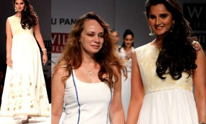 wifw 2015 when sania mirza turned into lady in lace view