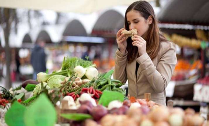 sense of smell may decode weight bias