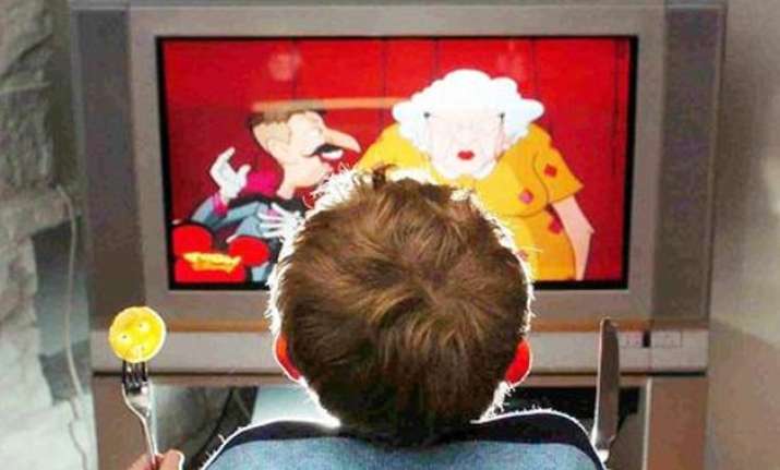 kids watching overweight cartoon characters gain weight