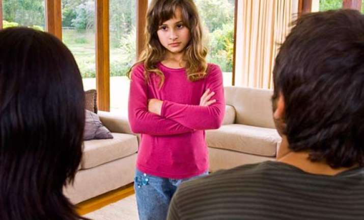 manipulative parents leave kids in distress later