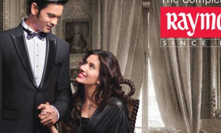 raymond enters e commerce space
