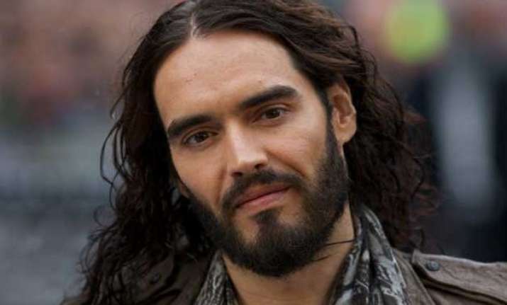no more social media for russell brand