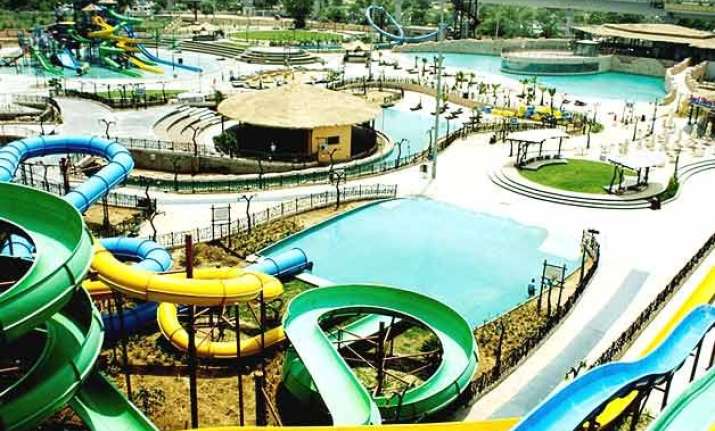 get a beach experience in gurgaon
