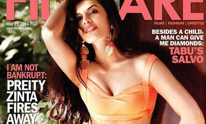 jacqueline fernandez seduces as filmfare cover girl see pics