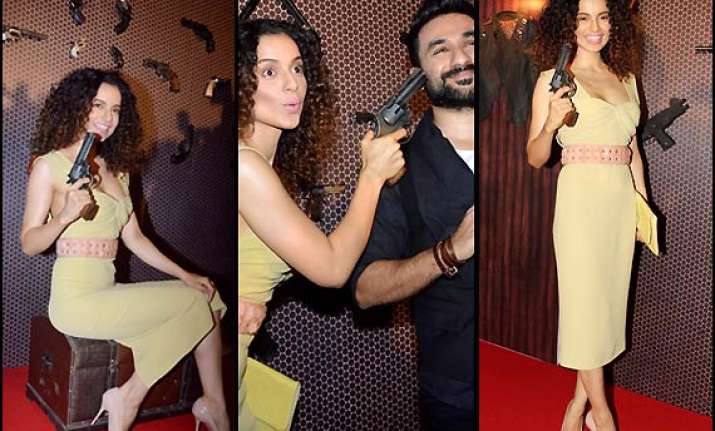 kangana looks voguish at revolver rani press meet see pics