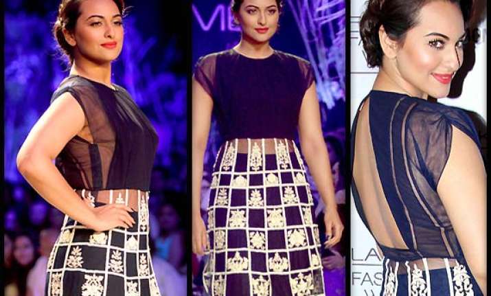 lakme fashion week 2014 sonakshi sinha turns showstopper