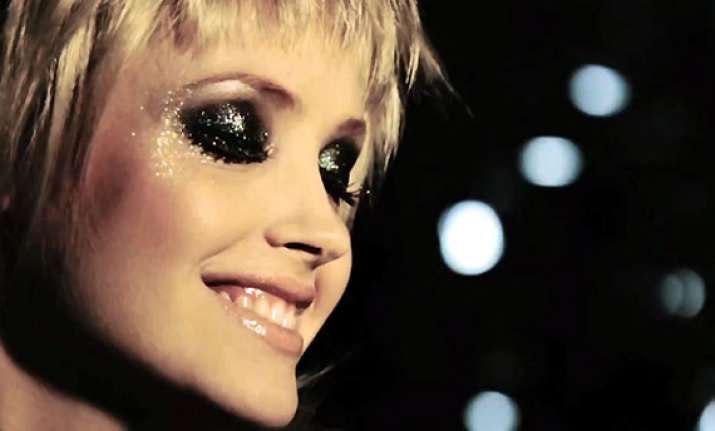 let skin shimmer at parties