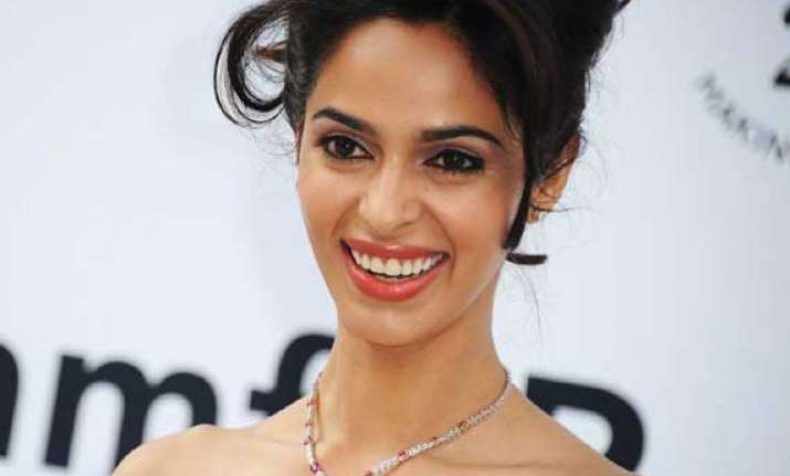 mallika sherawat to wear manish tripathi s design at cannes