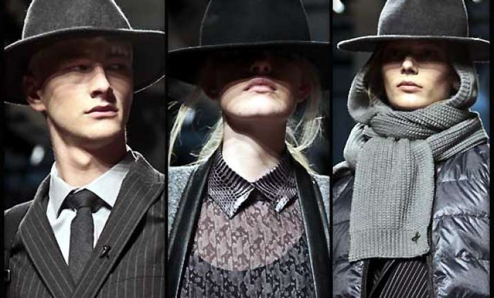 new york fashion week kenneth cole asks what s real and