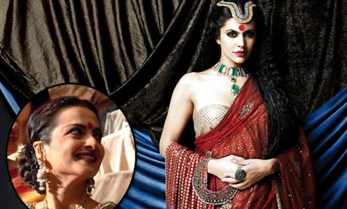 nobody looks better in a sari than rekha mandira bedi view