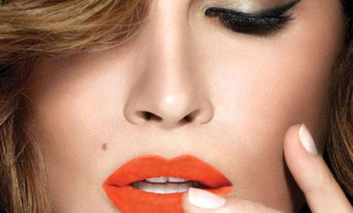 beauty trend 2014 orange is new red see pics