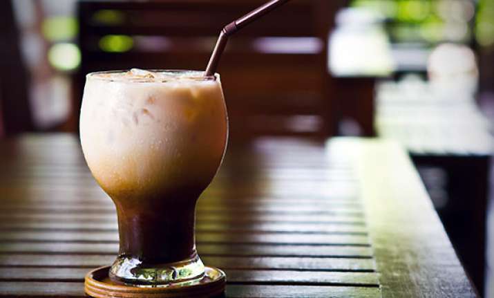 chill out with refreshing drinks this summer