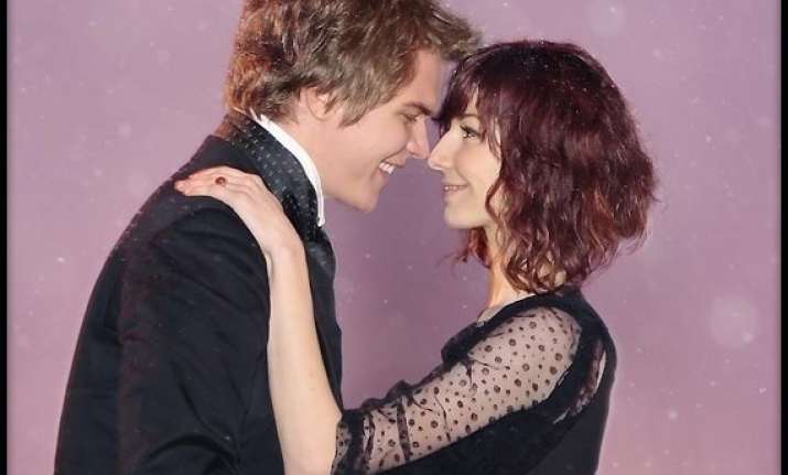 valentine s day special put best face forward see pics