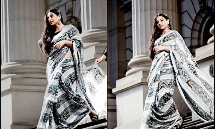 australian designer creates sari for vidya balan see pics