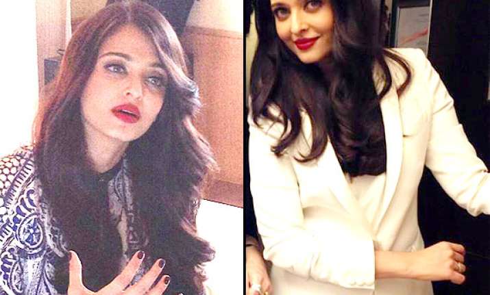cannes 2014 aishwarya gives a glimpse of her red carpet