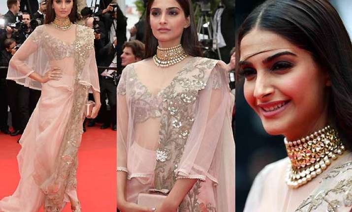 cannes 2014 sonam kapoor goes desi with couture net saree