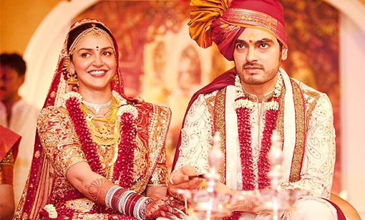 know why summer weddings are more happening see pics