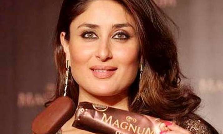 kareena kapoor builts hollywood connection with an ad see