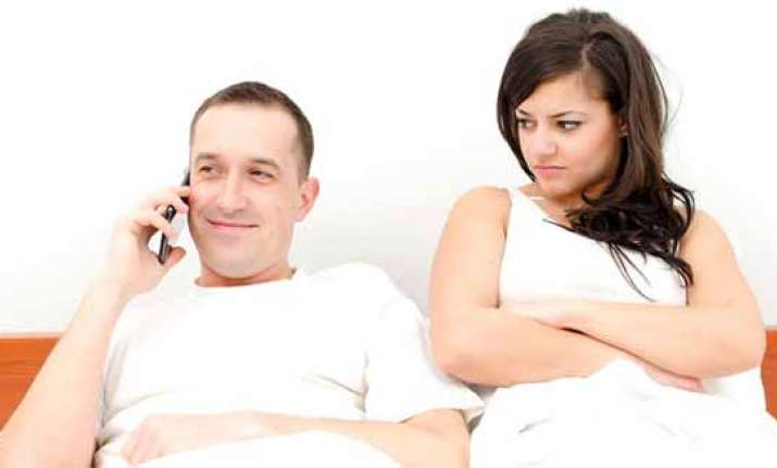 common male habits that annoy women