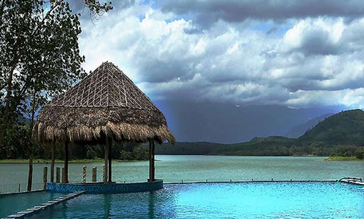 experience infinity with nature for company in western