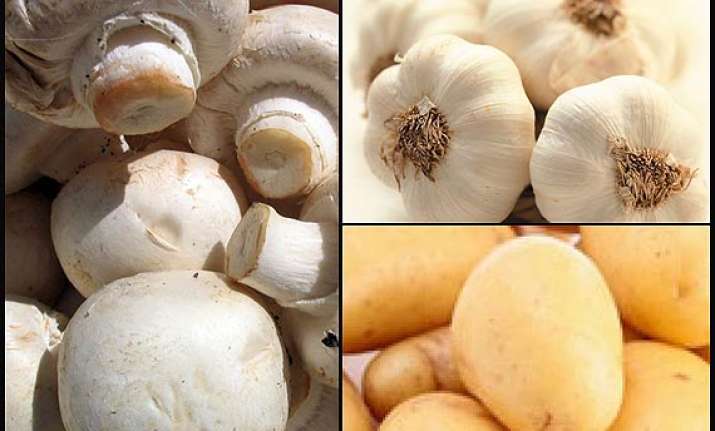 cauliflower mushroom garlic potatoes four must eat white
