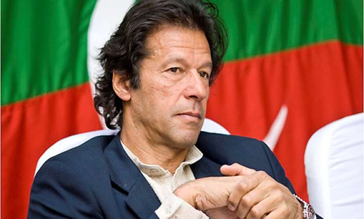 army s days are over in pakistan says imran khan