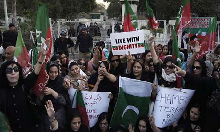 bbc blocked in pakistan over documentary
