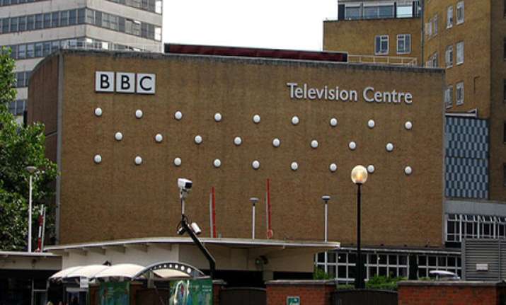 bbc told to have more gay presenters on kids shows