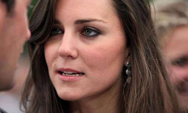 britain s kate middleton in labour buckingham palace