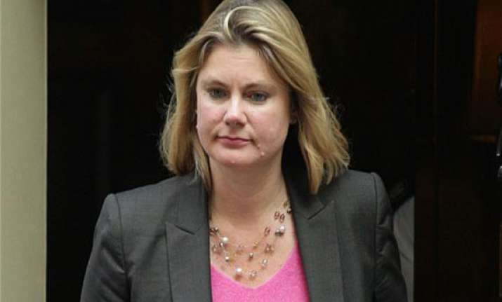 britain to slash its 280 million pound india aid by half