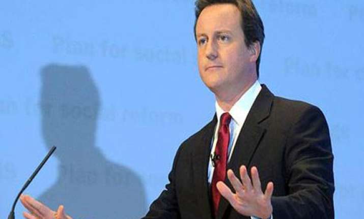 british pm to visit pakistan saturday