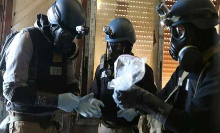 chemical experts begin destroying syria s chemical arsenal