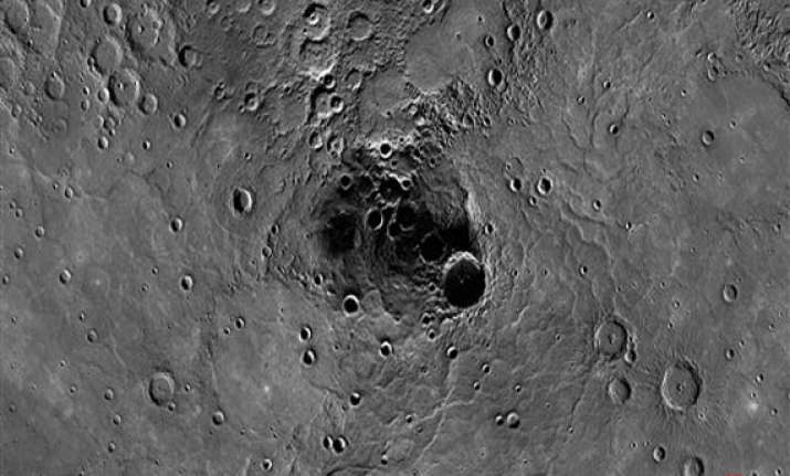 closest planet to sun mercury harbors ice nasa