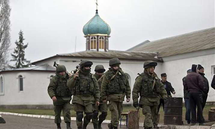 crimea starts reforms to move toward moscow